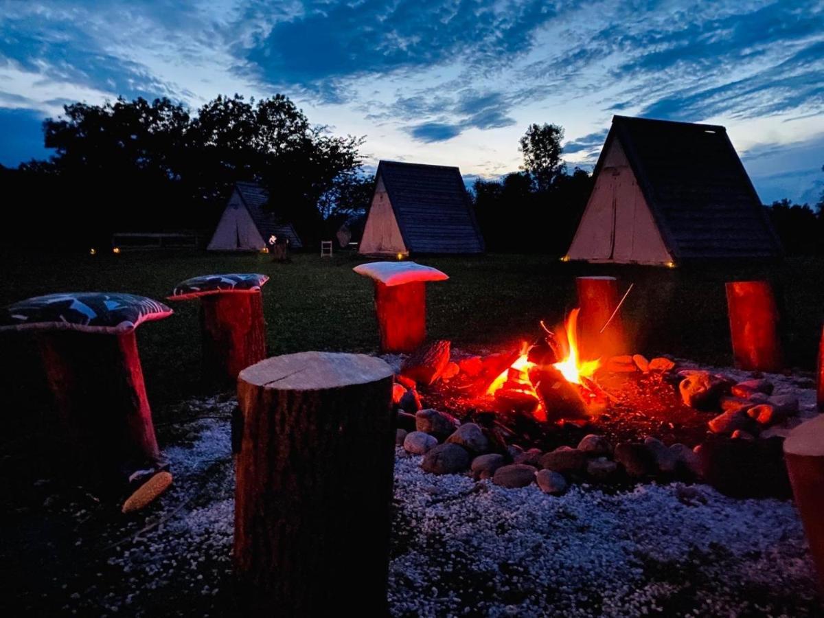 Greenvalleyglamping Sesce Pri Preboldu Kültér fotó